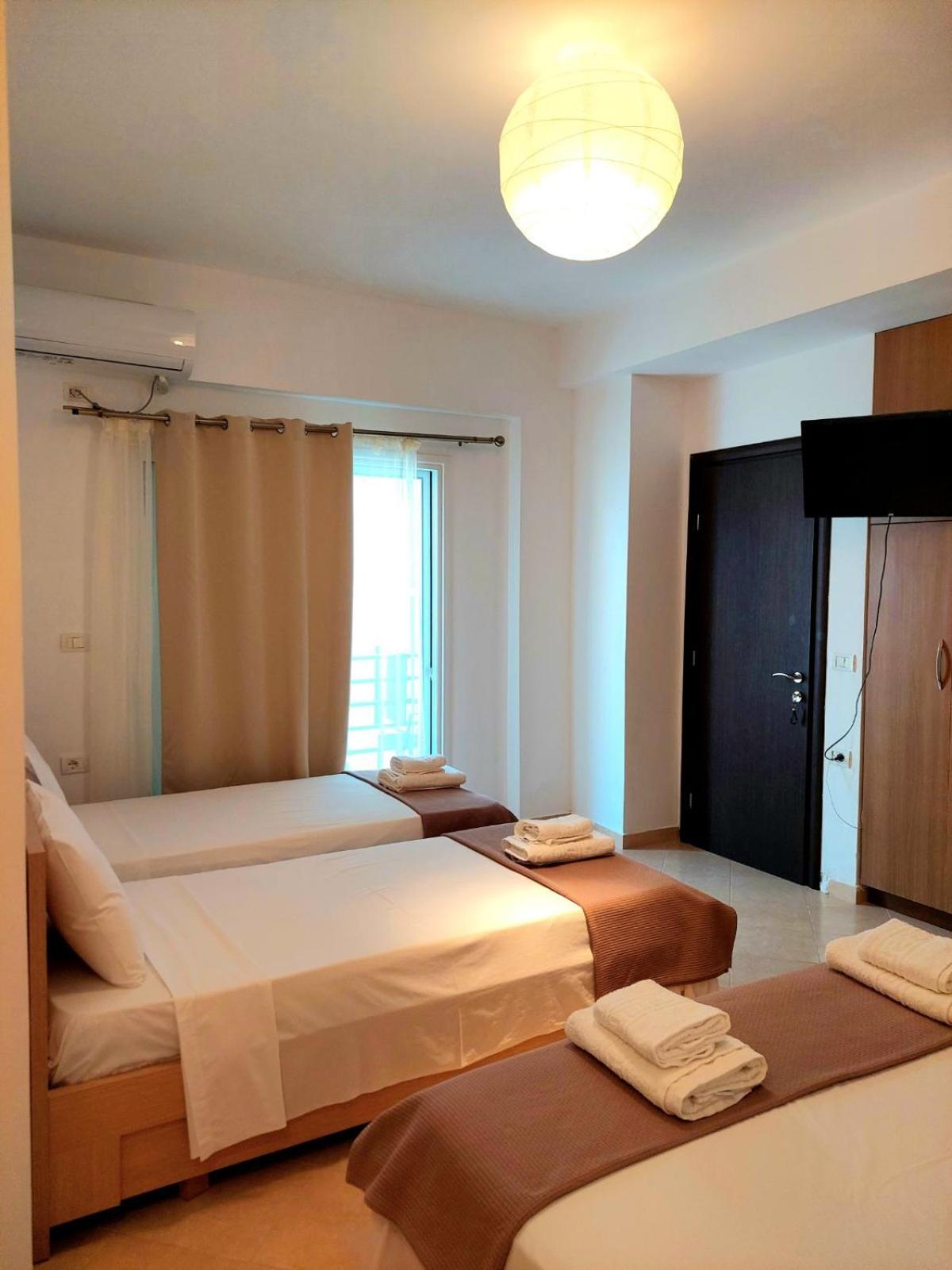 Elizabeth Apartments Himarë Extérieur photo