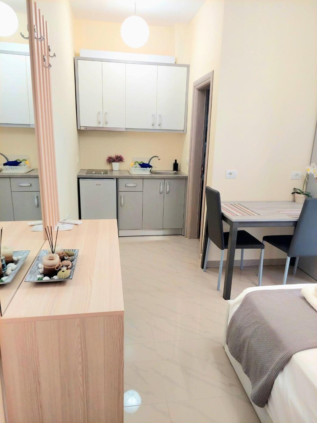 Elizabeth Apartments Himarë Extérieur photo