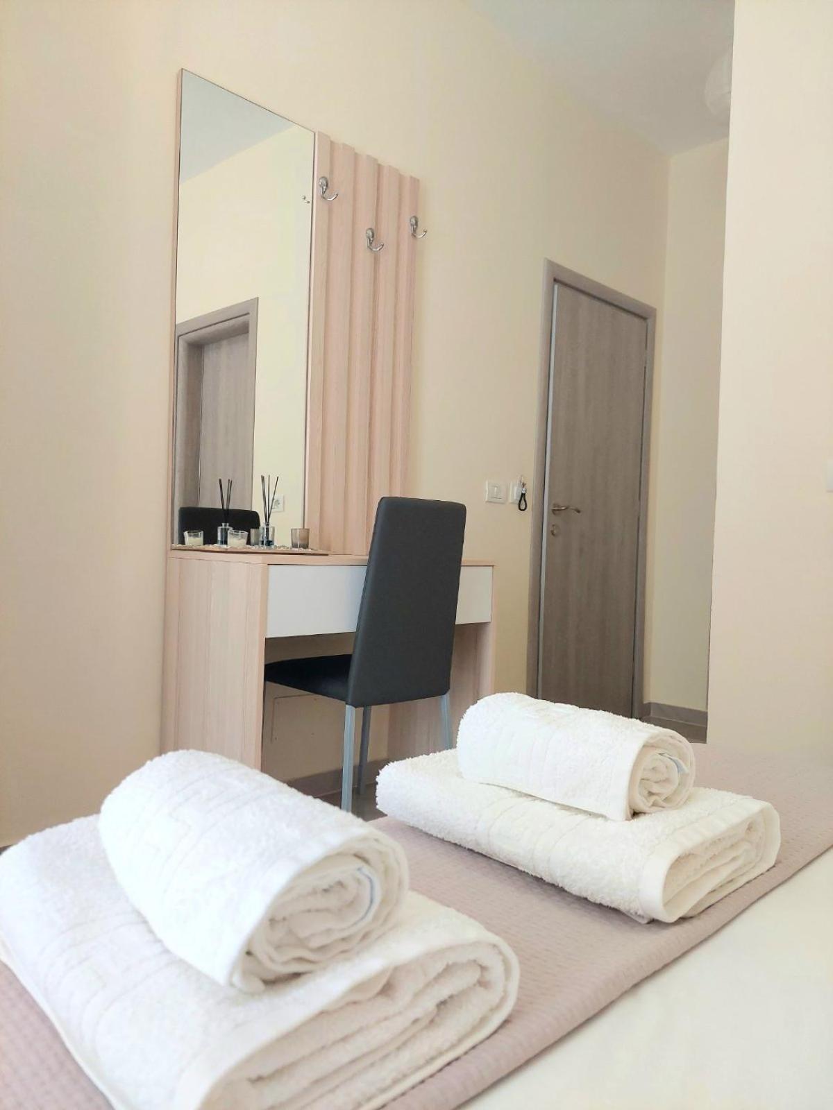 Elizabeth Apartments Himarë Extérieur photo