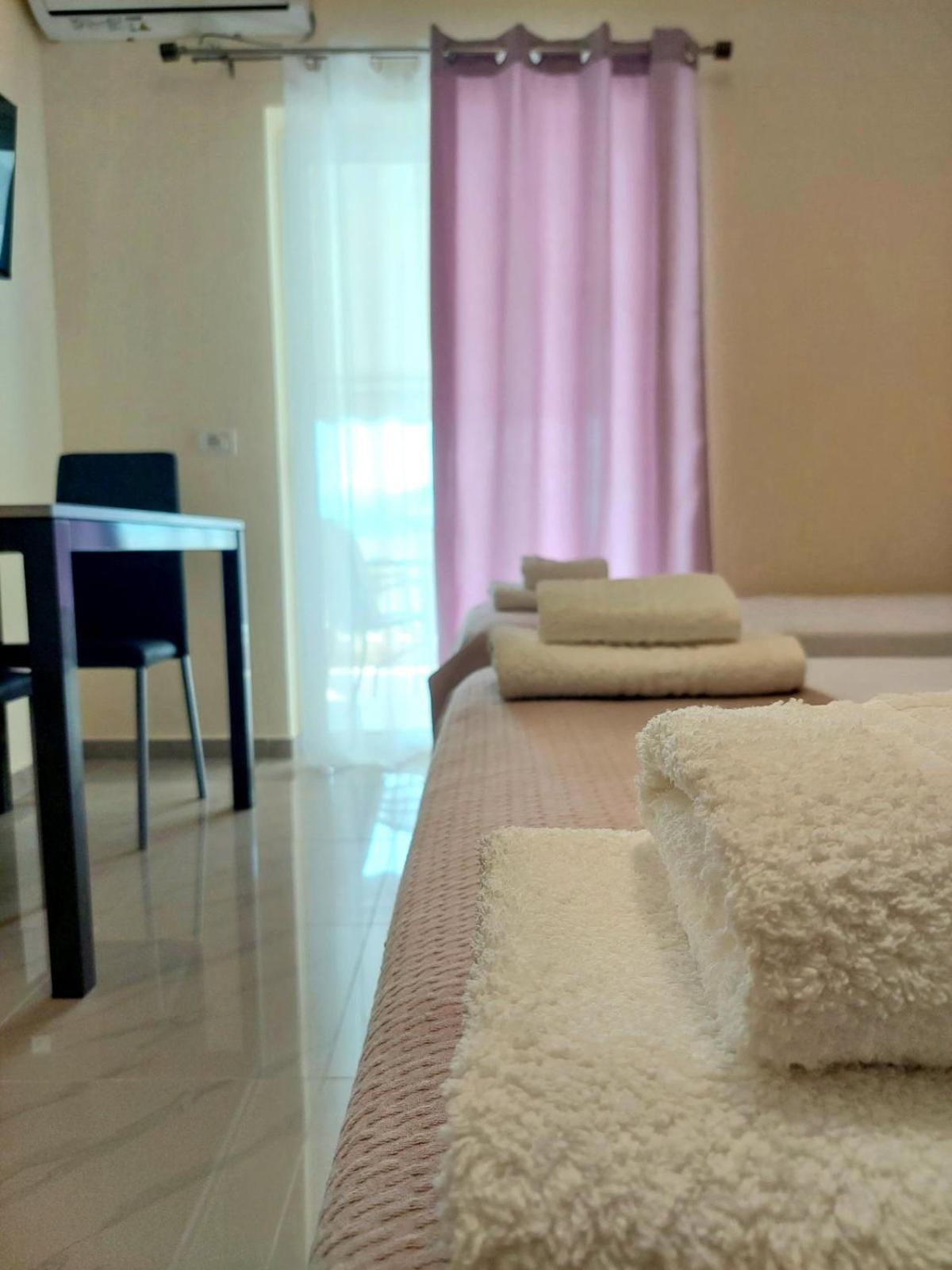 Elizabeth Apartments Himarë Extérieur photo