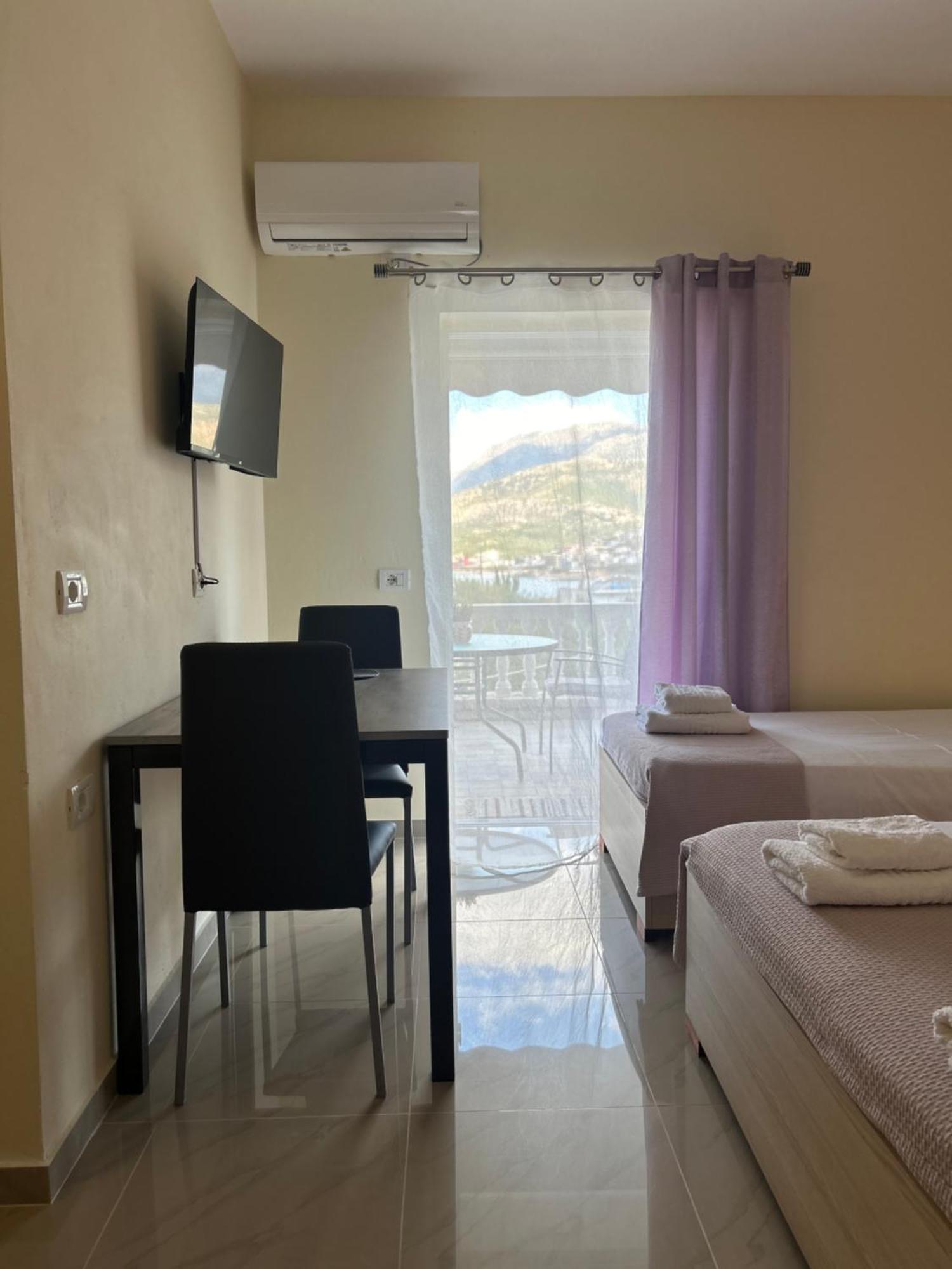 Elizabeth Apartments Himarë Extérieur photo